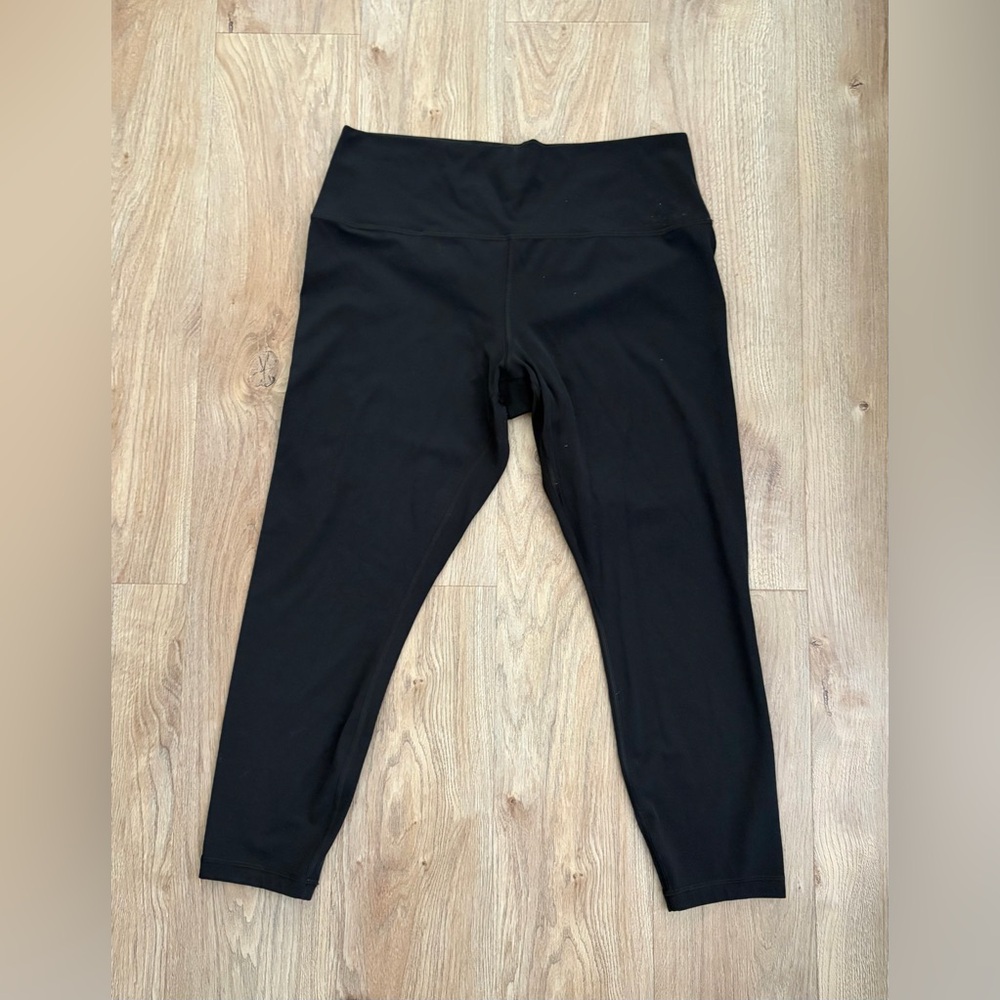 Athleta Transcend 7/8 Tight Leggings Black